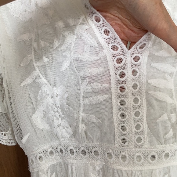 Relisted Pol white floral embroidered sheer material over romper boho size s/m - Picture 15 of 17